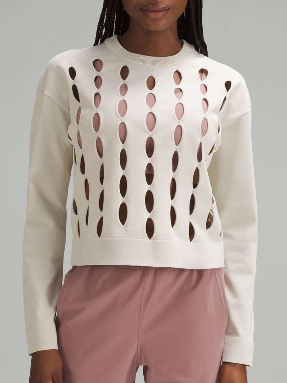 Lululemon Open-Hole Mesh Knit Pullover Bone Medium Cutout Sweater Athleisure